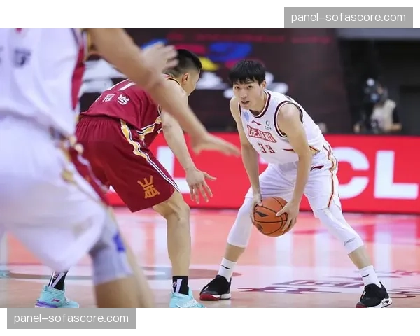 季后赛席位关键战：浙江东阳光药与上海久事侧翼进攻效率成胜负手